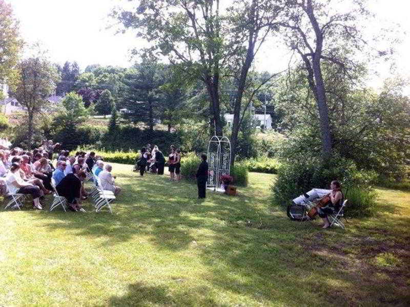 Sword Inn Bancroft Exterior foto